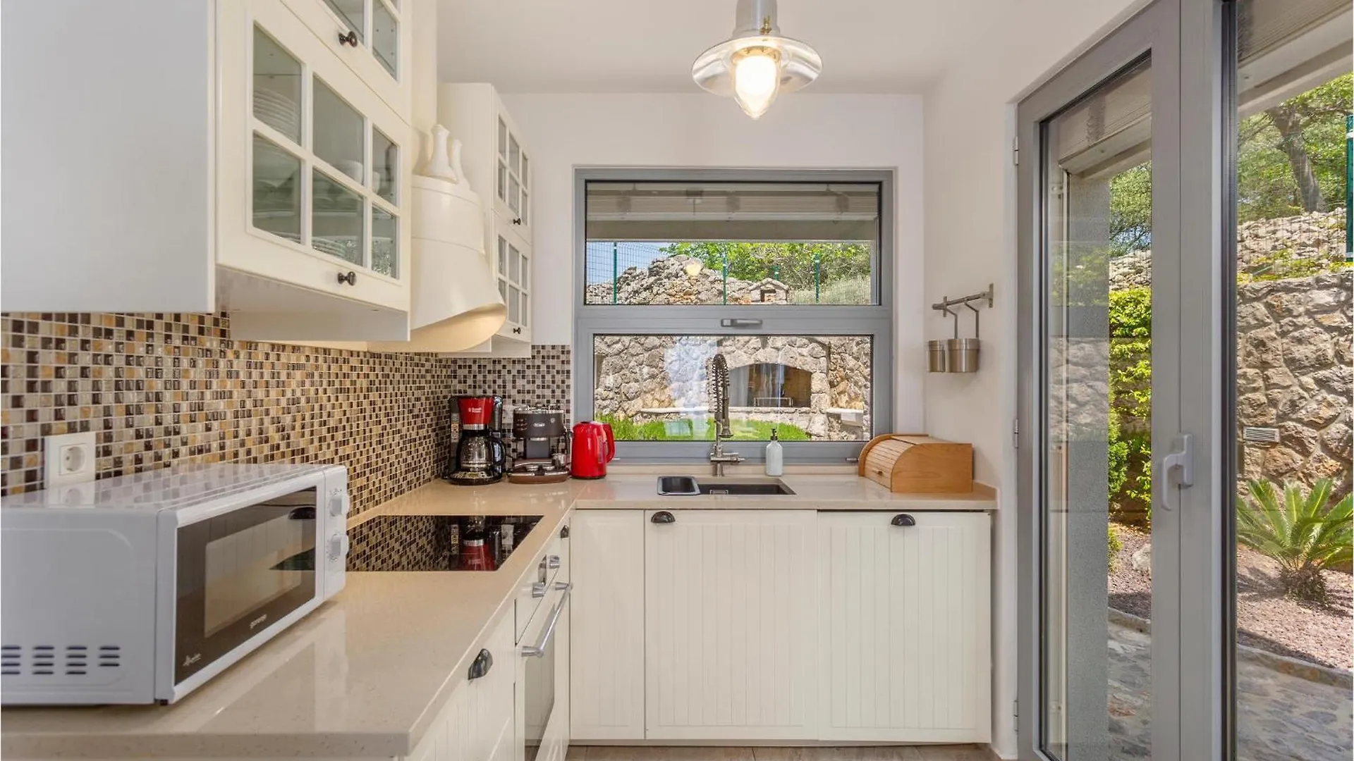 3 Bedroom Cozy Home In Krk Krk Town 0*,  Chorvatsko