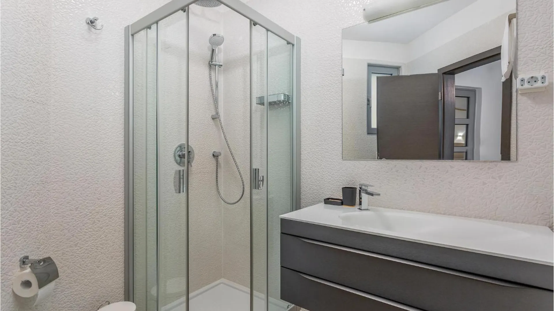 3 Bedroom Cozy Home In Krk Krk Town Prázdninový dům
