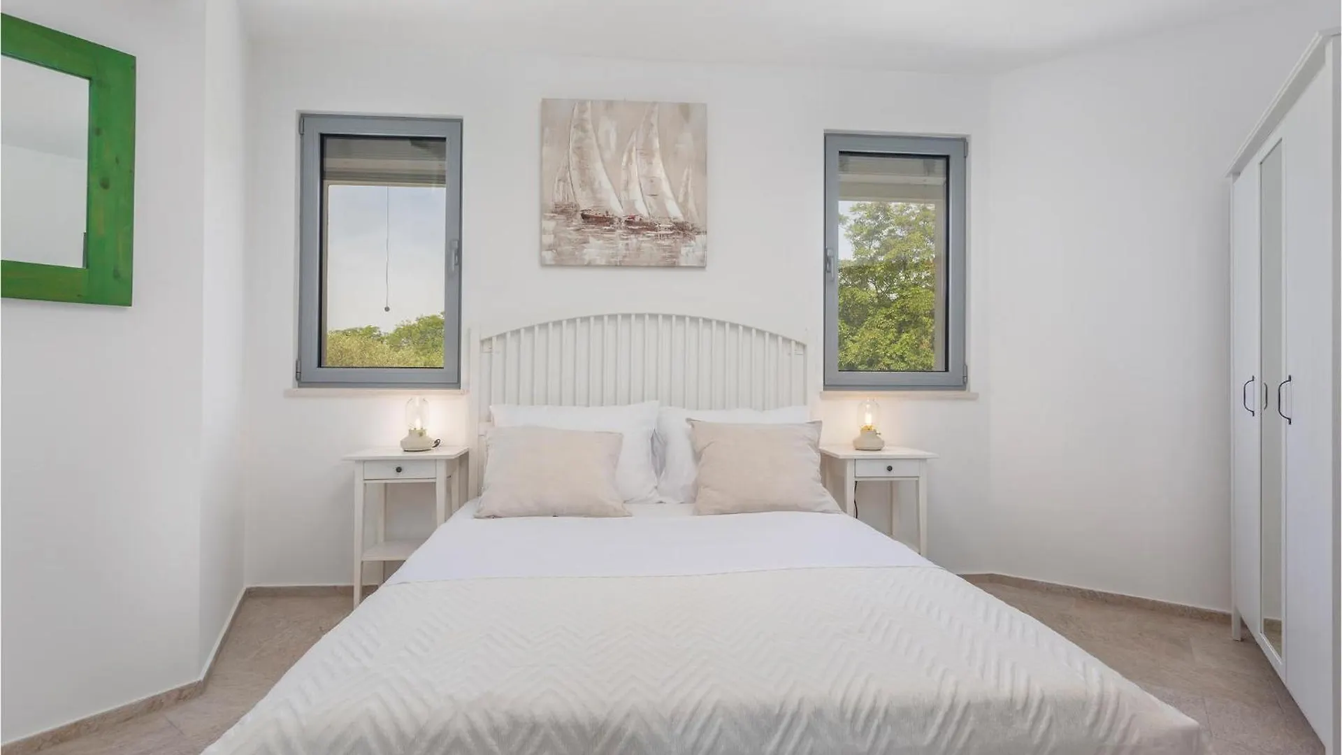 3 Bedroom Cozy Home In Krk Krk Town